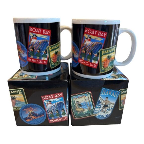 Travel Labels Hawaii Set of 2 Mugs In Box - Picture 1 of 6